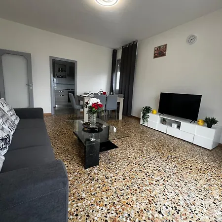 Apartment Dilman *