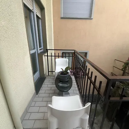 Dilman Apartment Poggiridenti
