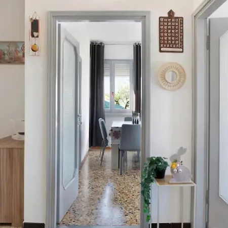 アパート Dilman Poggiridenti