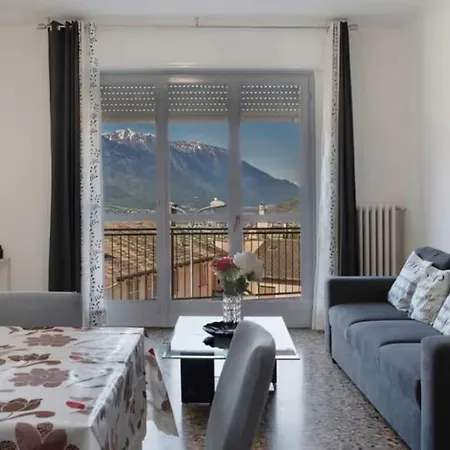 アパート Dilman Poggiridenti